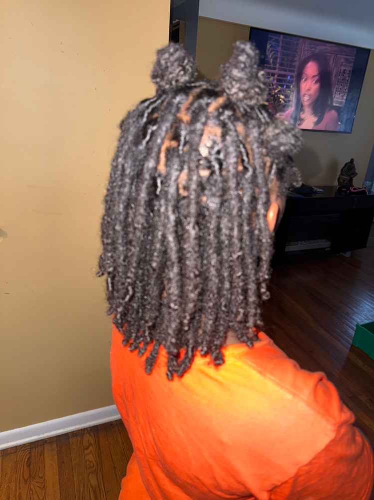 Loc Retwist (Shoulder L/ Mid Back)