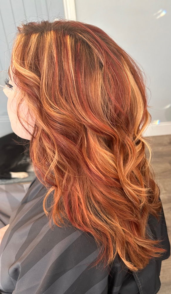 Highlight (Full Foil) at Hair@920 in New Brighton, MN