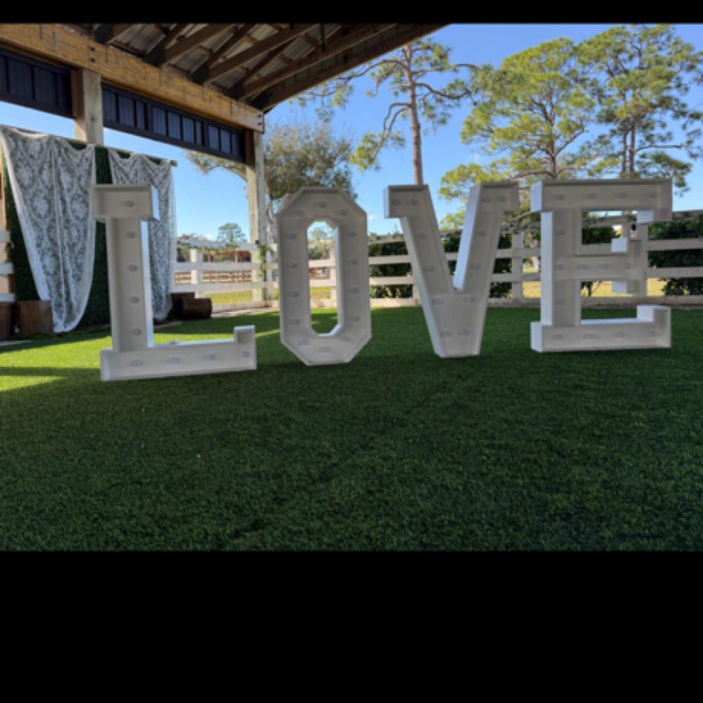 Rental-Giant Marquee Letters at Made You Look Aesthetics LLC in Cape Coral, FL