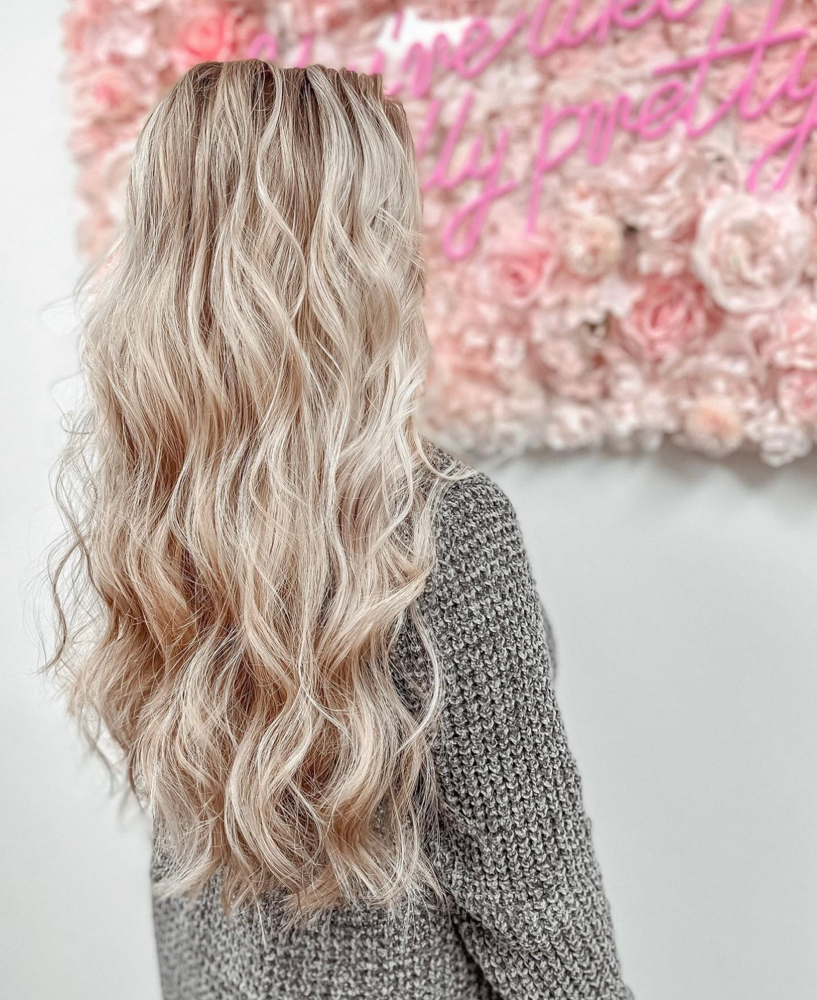 I Tip Extension Install at The Beauty Bar At Frankie & Stasi Co. in Grants Pass, OR