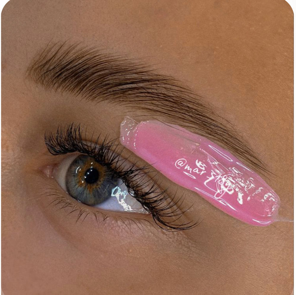 brow waxing