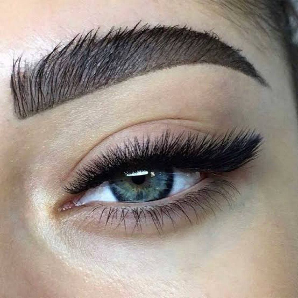 Foxy Look Lash Set at Haus of Beauty Studio in Hialeah, FL