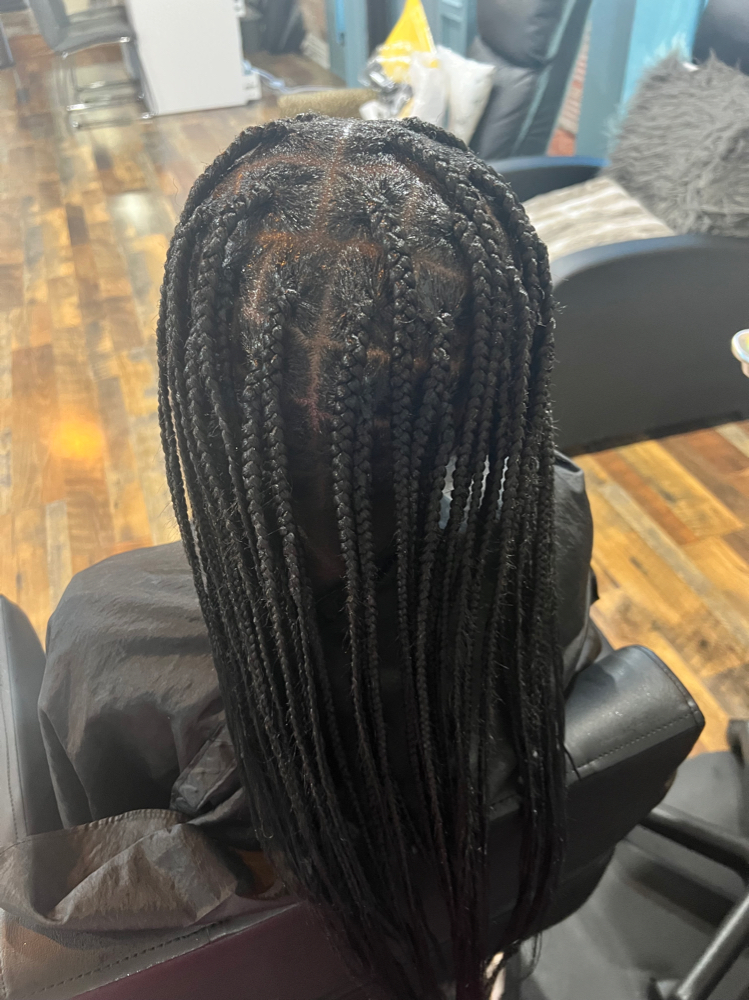 Medium Medium Knotless Box Braids