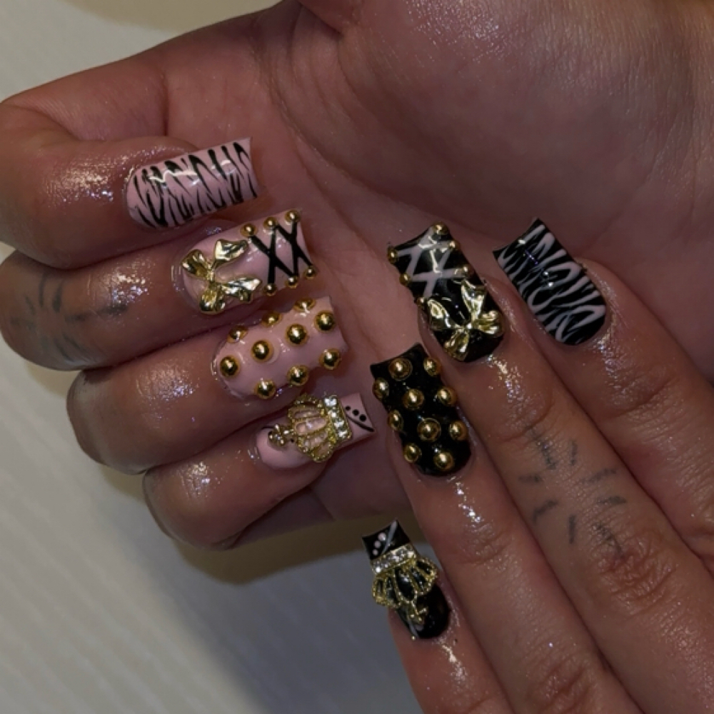 Design Tier 2 at PRETTY YUNG THANG NAILS ᥫ᭡ . in Huntington Beach, CA