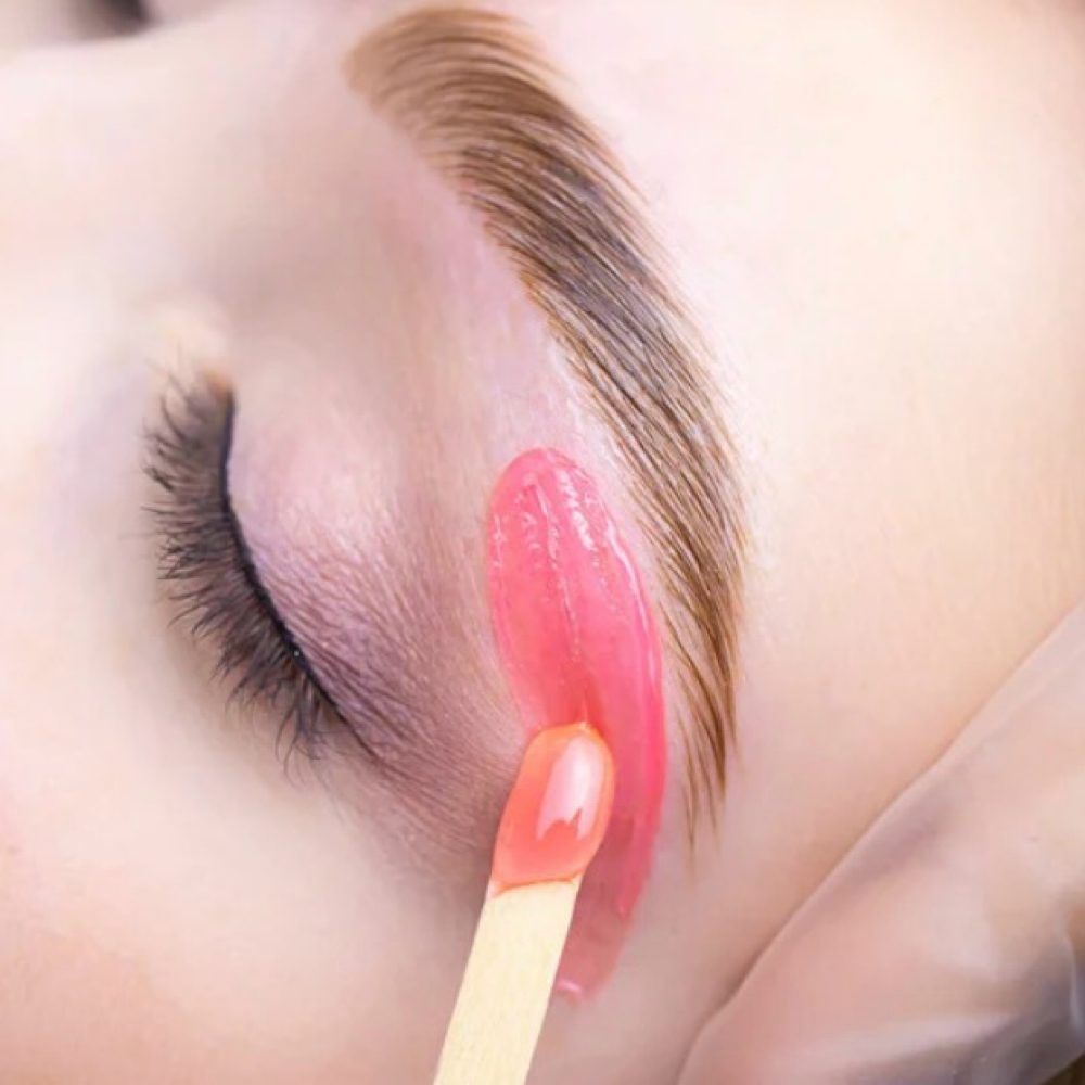 Brow Wax at Beauty By Miranda Misiti LLC in Roseburg, OR