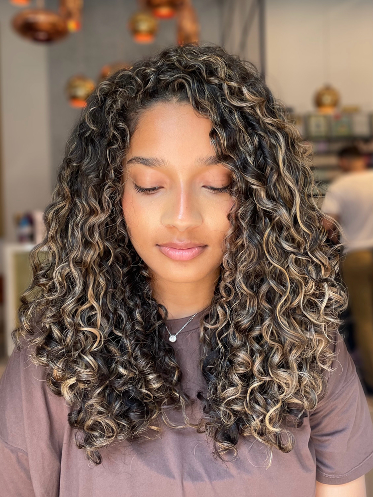 Curly Cut