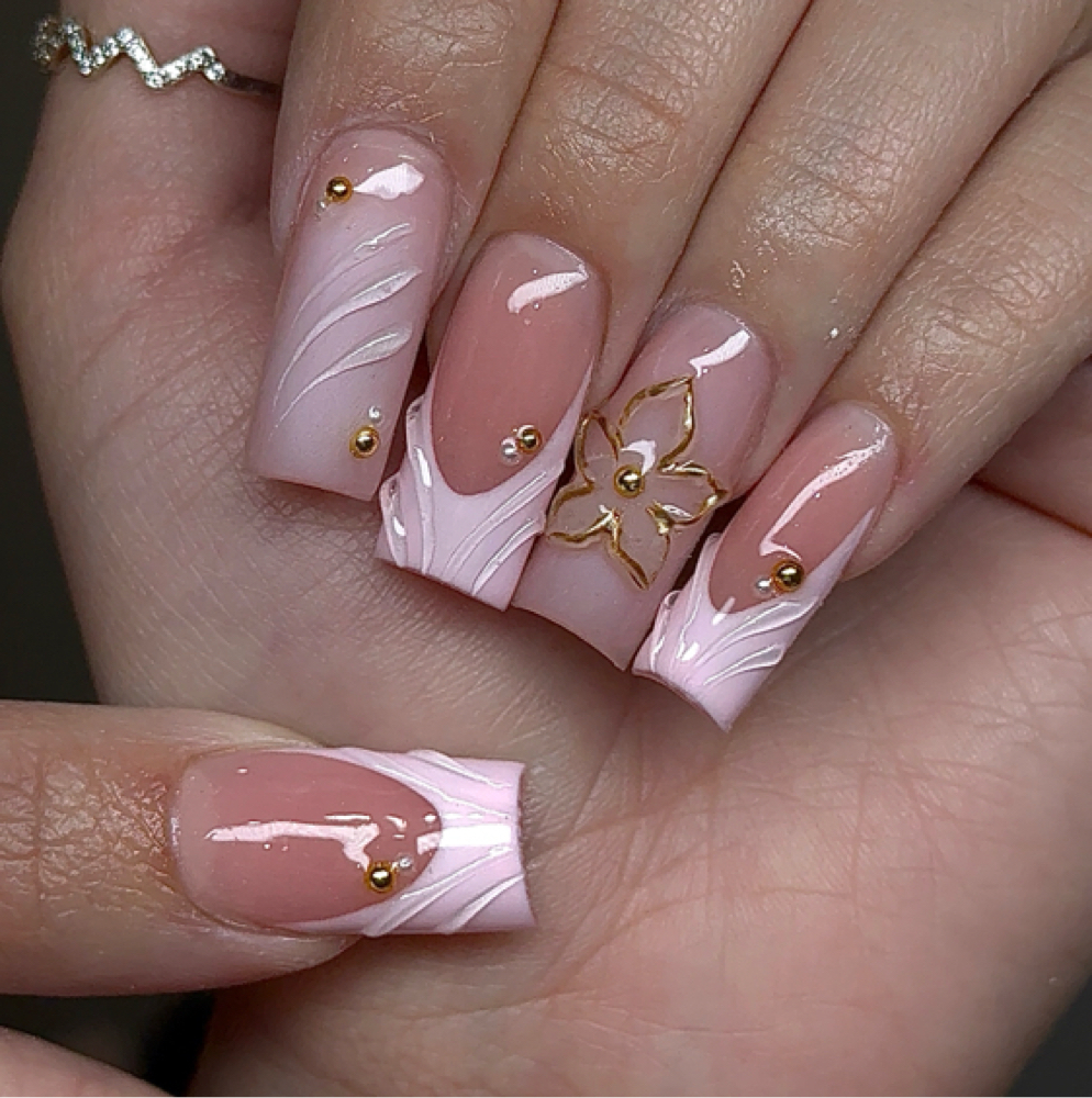 Acrylic New Set Size 3-4 at Samnailedit in El Paso, TX