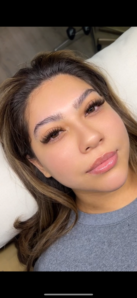 Brown Lashes Full Set