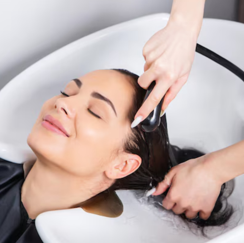 Women’s LUX Haircut