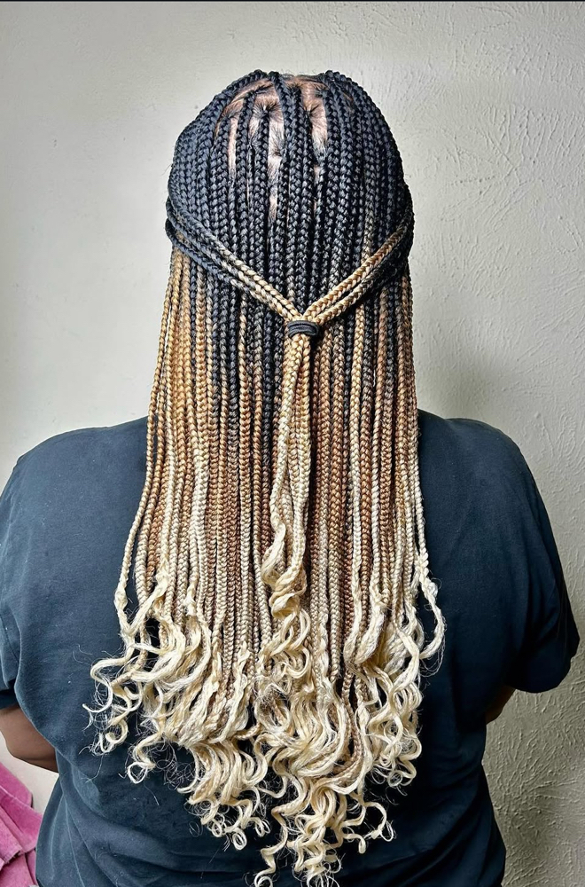 Smedium Knotless /waist Length
