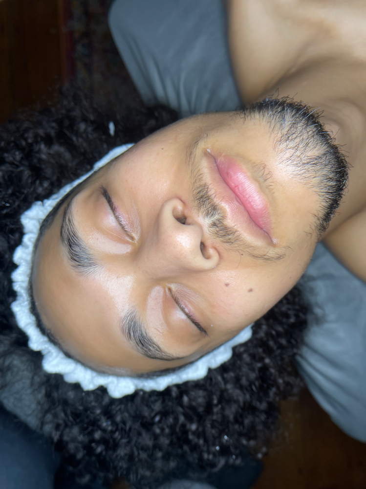 60 Minute Customized Facial