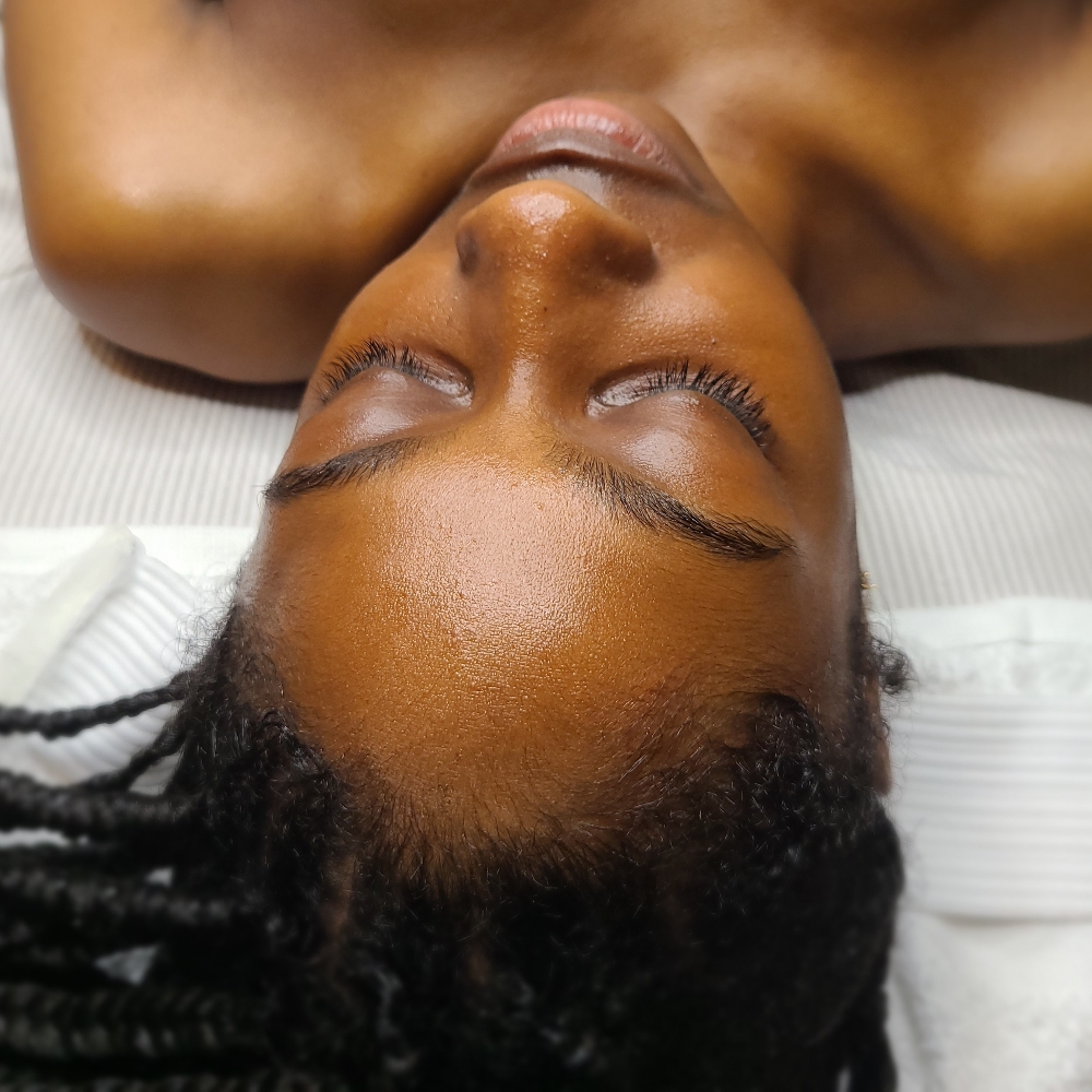 Teen Dermaplane Facial