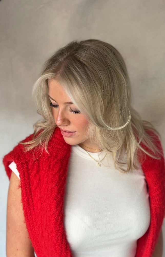 Full Custom Blonding- Haircut