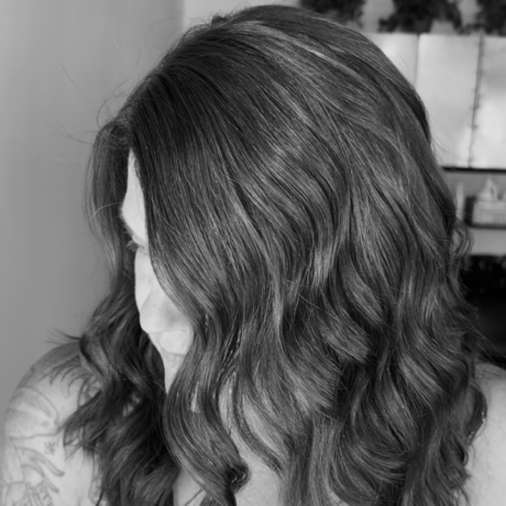 Partial Lowlight at Salon 66 in Murphys, CA