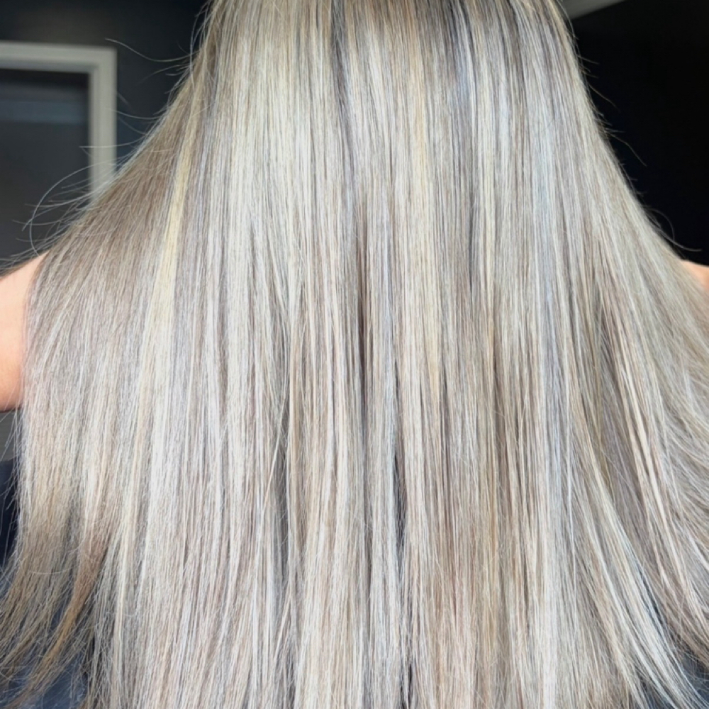 Womens Haircut at hairby.havenaliyah in Indianapolis, IN
