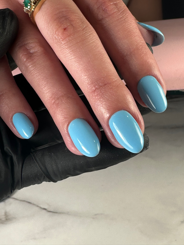 Shellac Manicure