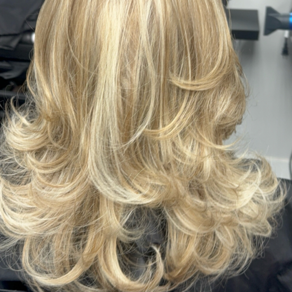 Blow out at Hairbyfendi in Brooklyn, NY
