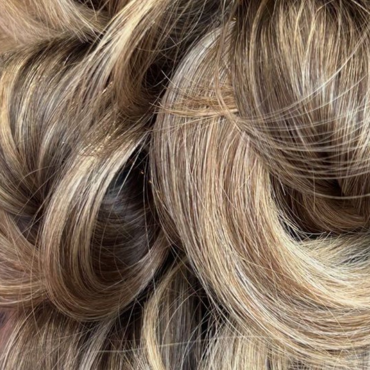 90s Roller Set Blowout at Emma Does My Hair in Valparaiso, IN
