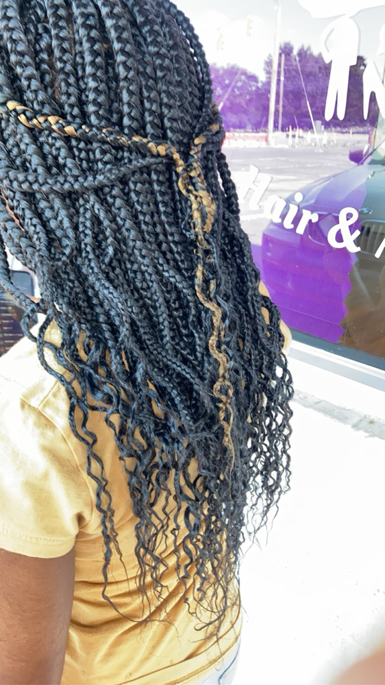 Boxbraids W/O Hair