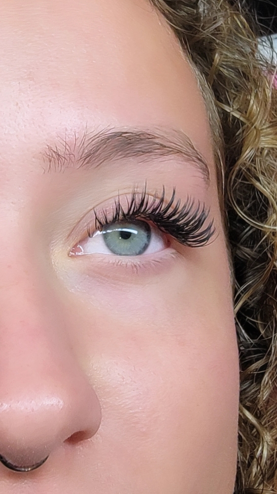 Infill Wet Lash Look