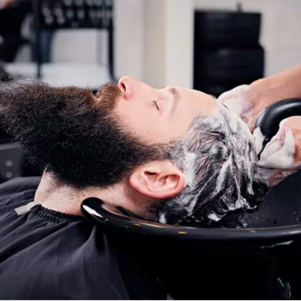 HIS Hair Wash at HIS Palace Men's Grooming in Blaine, MN