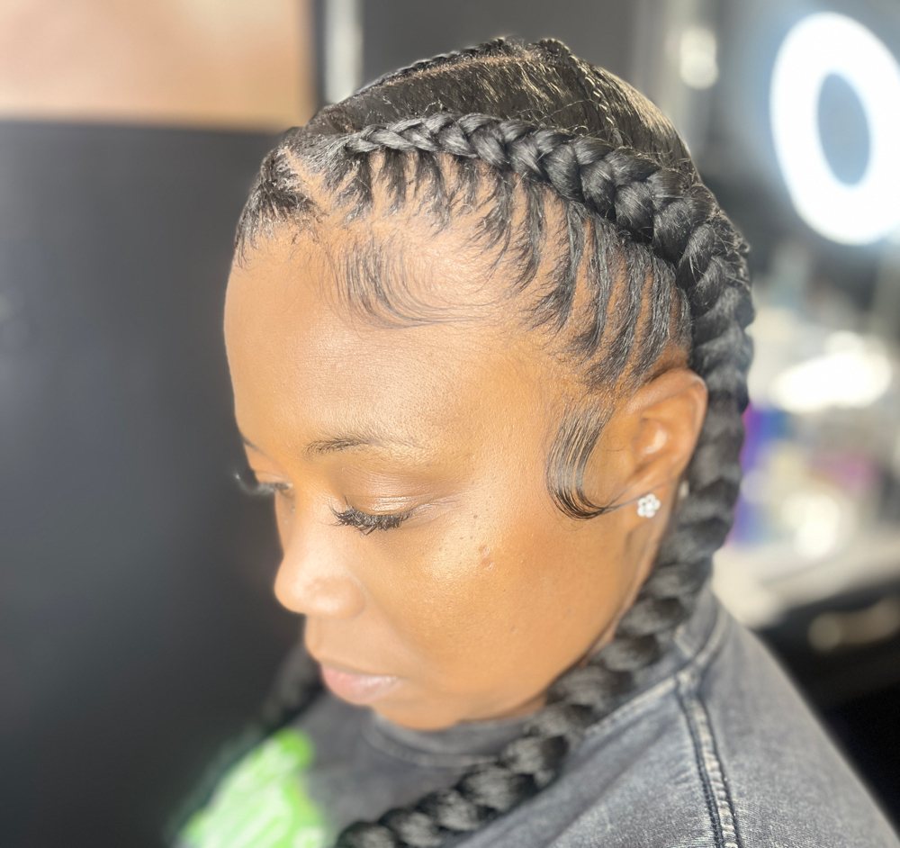 Feed-In Stitch Braid at Ebony Chanté in Bridgeton, MO