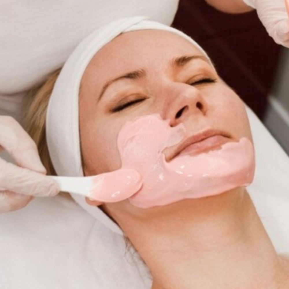 Full Face Wax at SR Beauty Studios in Sacramento, CA