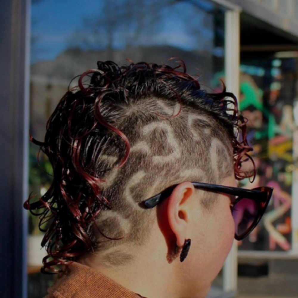 HeadBuzz Design at Autonomy Salon And Wellness in Richmond, VA