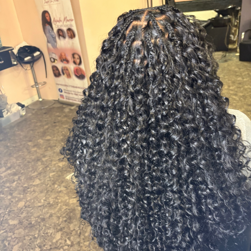 Crotchets/ Miracle Knots at Ameriss Beauty in Birmingham, AL