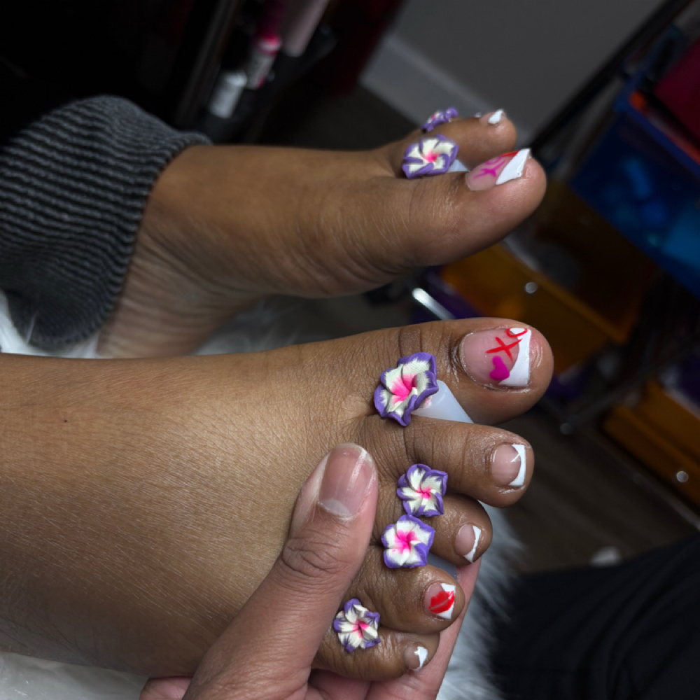 Toenail Polish at T&L Beauty Bar in Panama City, FL