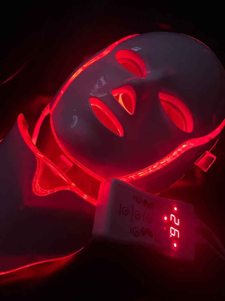 𝐋𝐄𝐃 𝐌𝐚𝐬𝐤