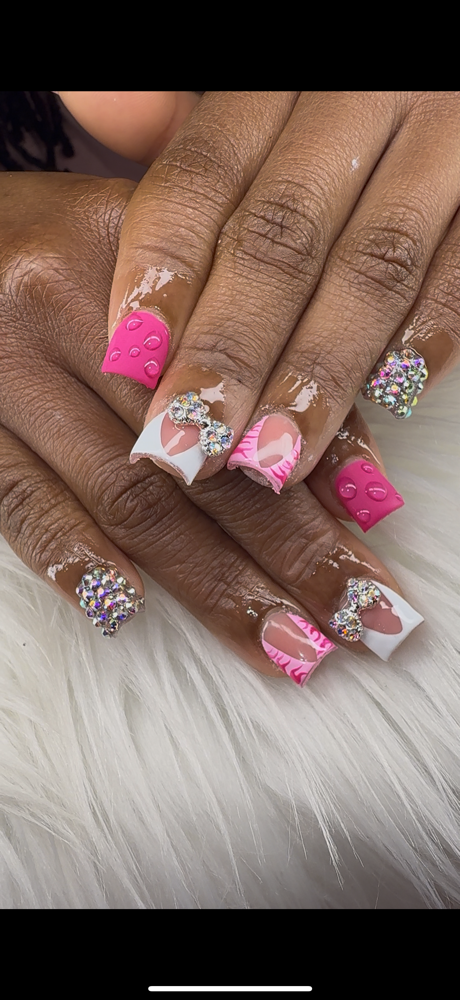 Shorties ✨ at B. Royal Nails in Kansas City, MO
