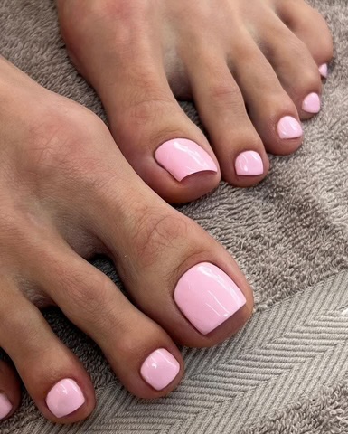 Gel Polish Pedi
