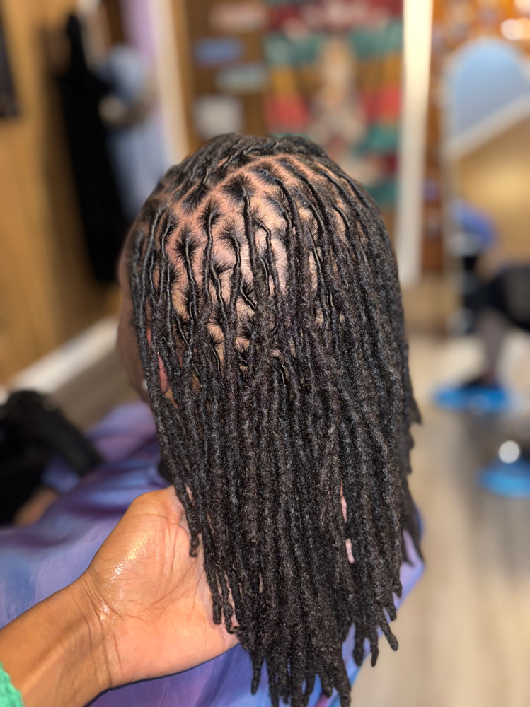 Royal Refresh (Retwist)