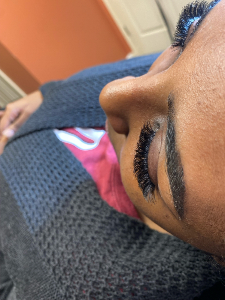 Indiviual lashes/clusters