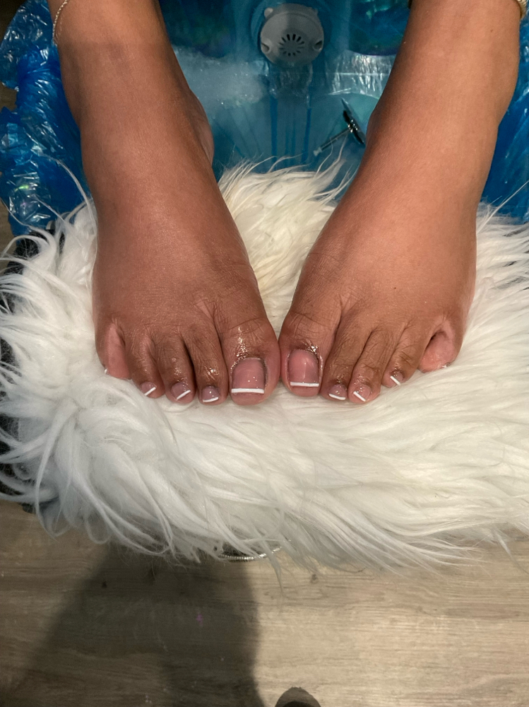 Acrylic Toes W/ Deluxe Pedicure