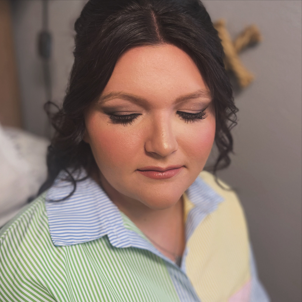 Traditonal Make-Up Application