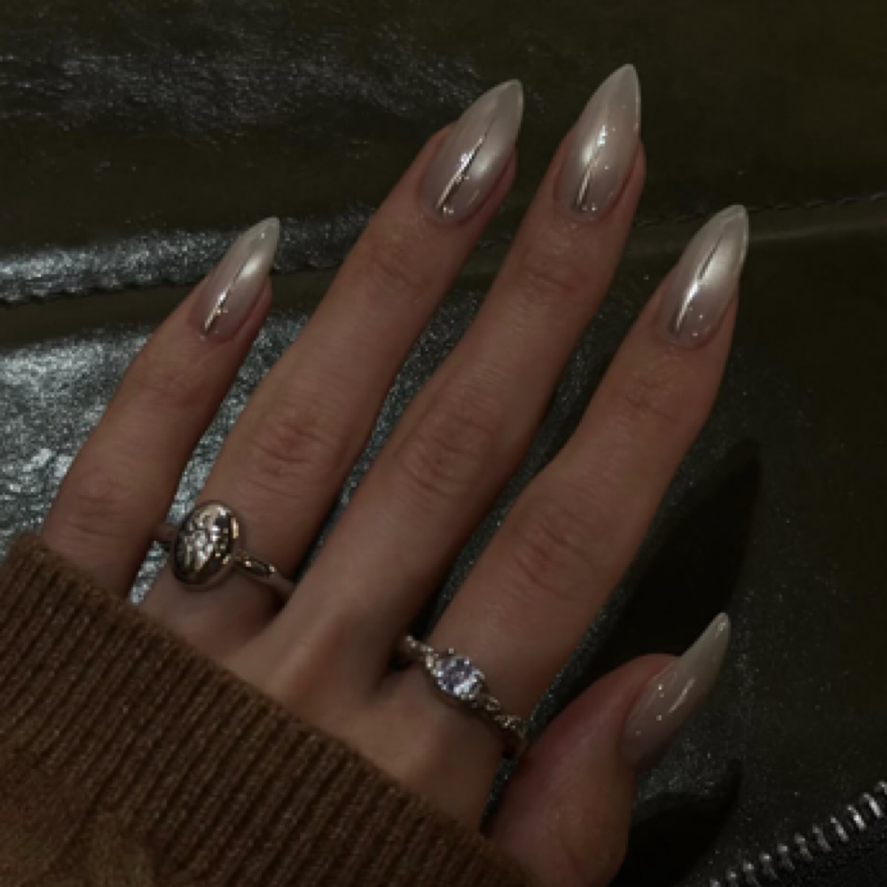 Chrome • Cat Eye at Unana Nail Studio in Santa Monica, CA