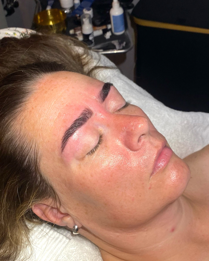 Brow Tint