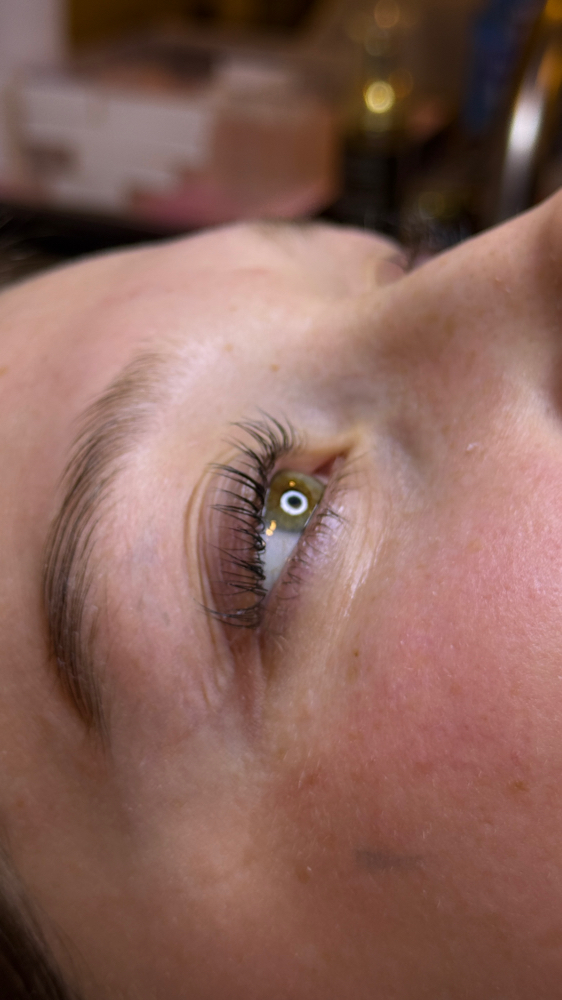lash lift and tint