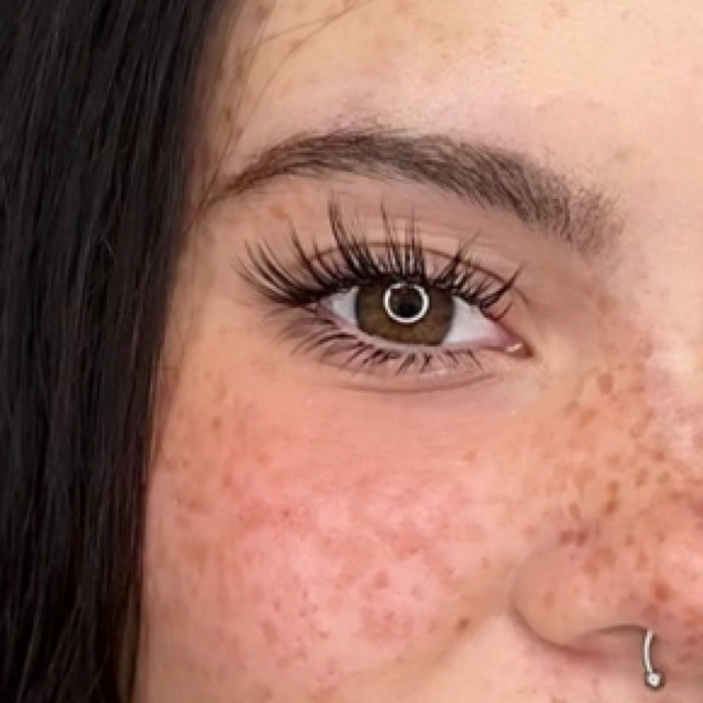 Bottom Lashes at OOHMYLASH Studio in Brooklyn, NY