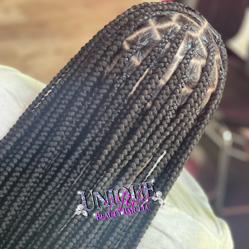 Medium Knotless Braids