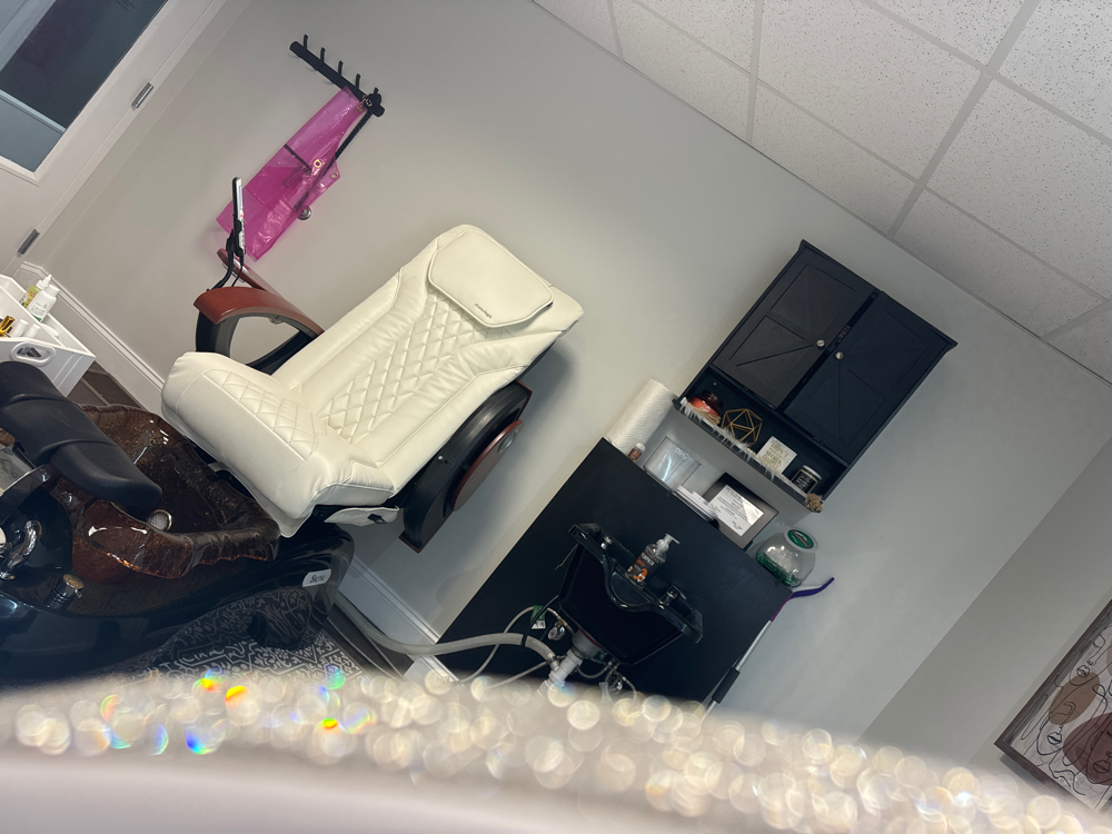 Deluxe Pedicure