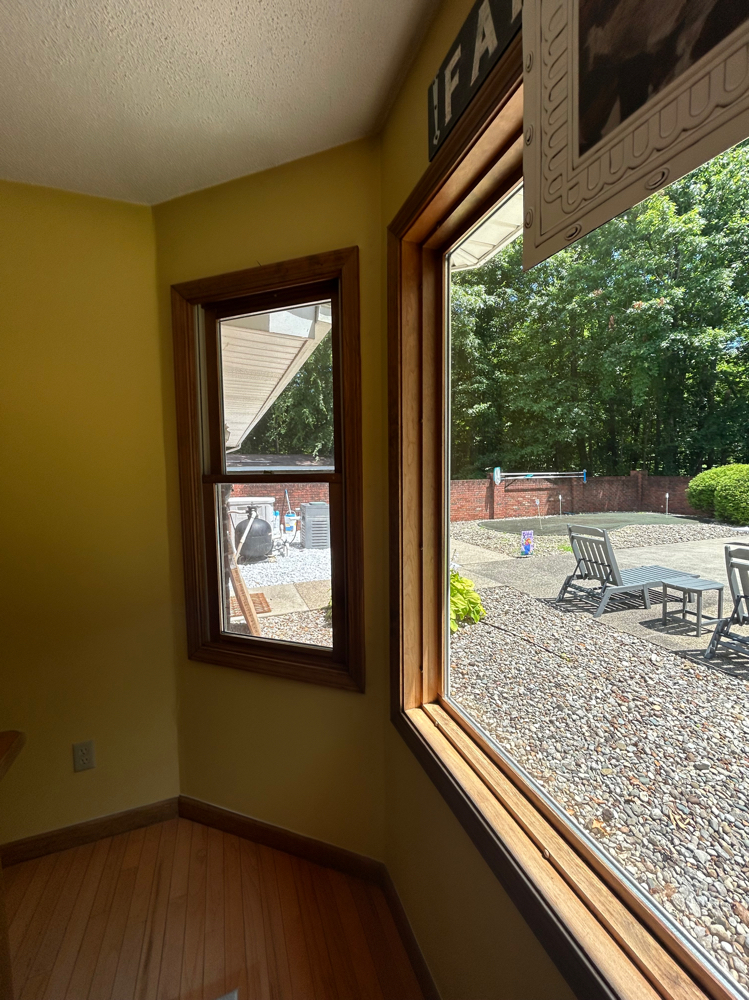 Window Washing Service at Savvy Cleaning Co in Williamsburg, KY