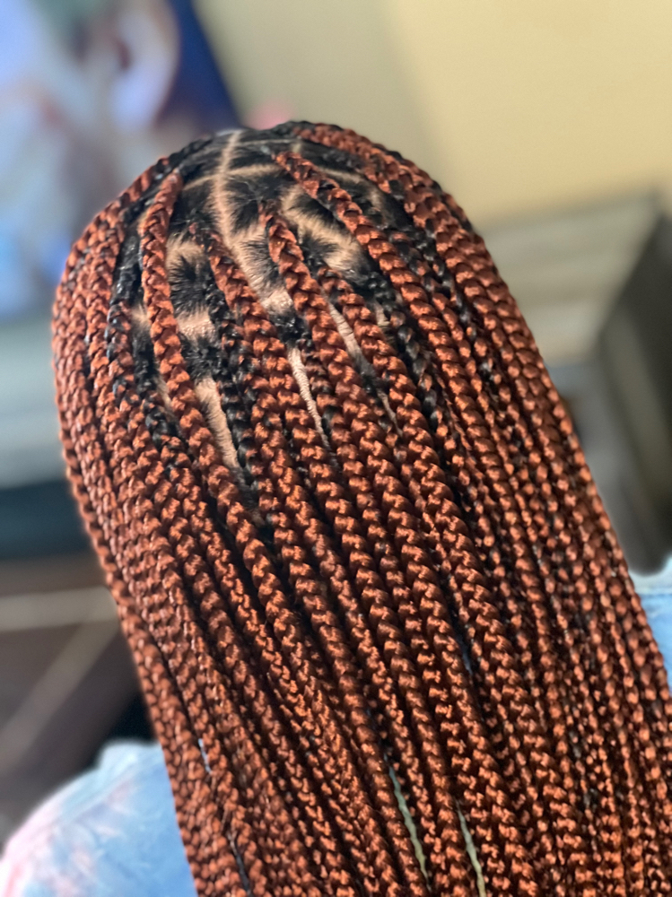 Medium Knotless