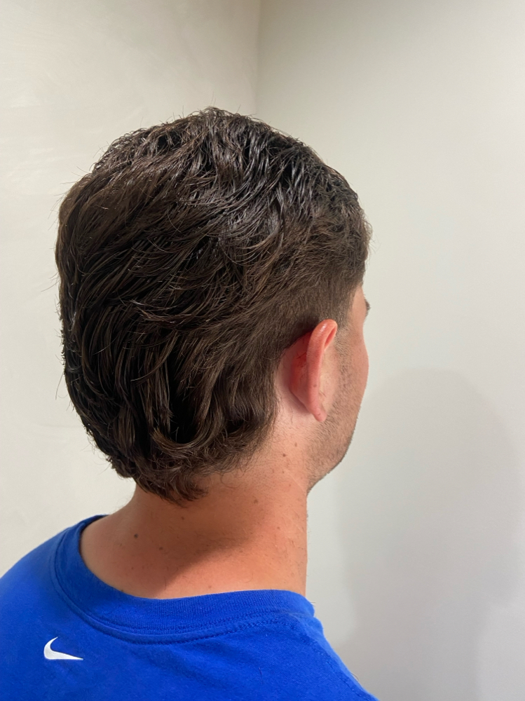 Barber haircut at The Beauty Bar Boutique in Massachusetts, MA