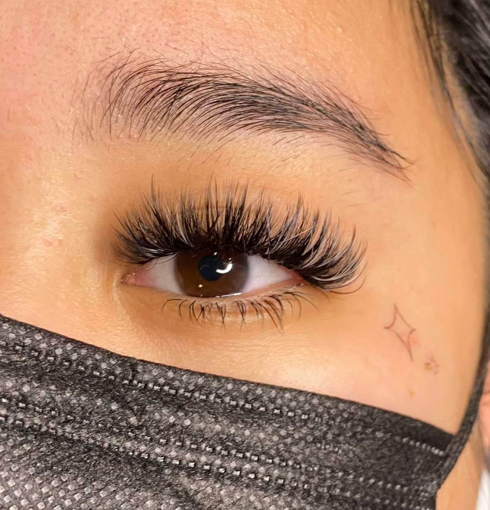 Bottom Lash Extensions