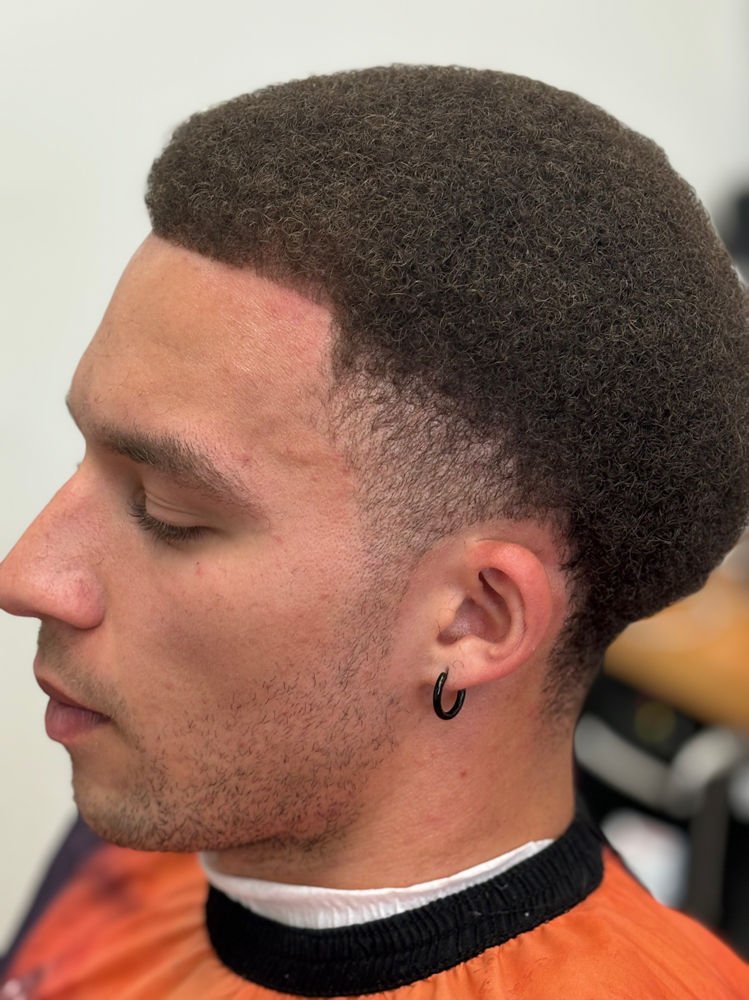 Men Cutz at MsFingaFades in Lowell, NC