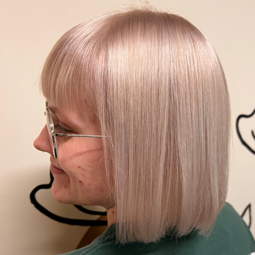 New Growth W/Lightener at Lil Shop Of Hairdos in Muncie, IN