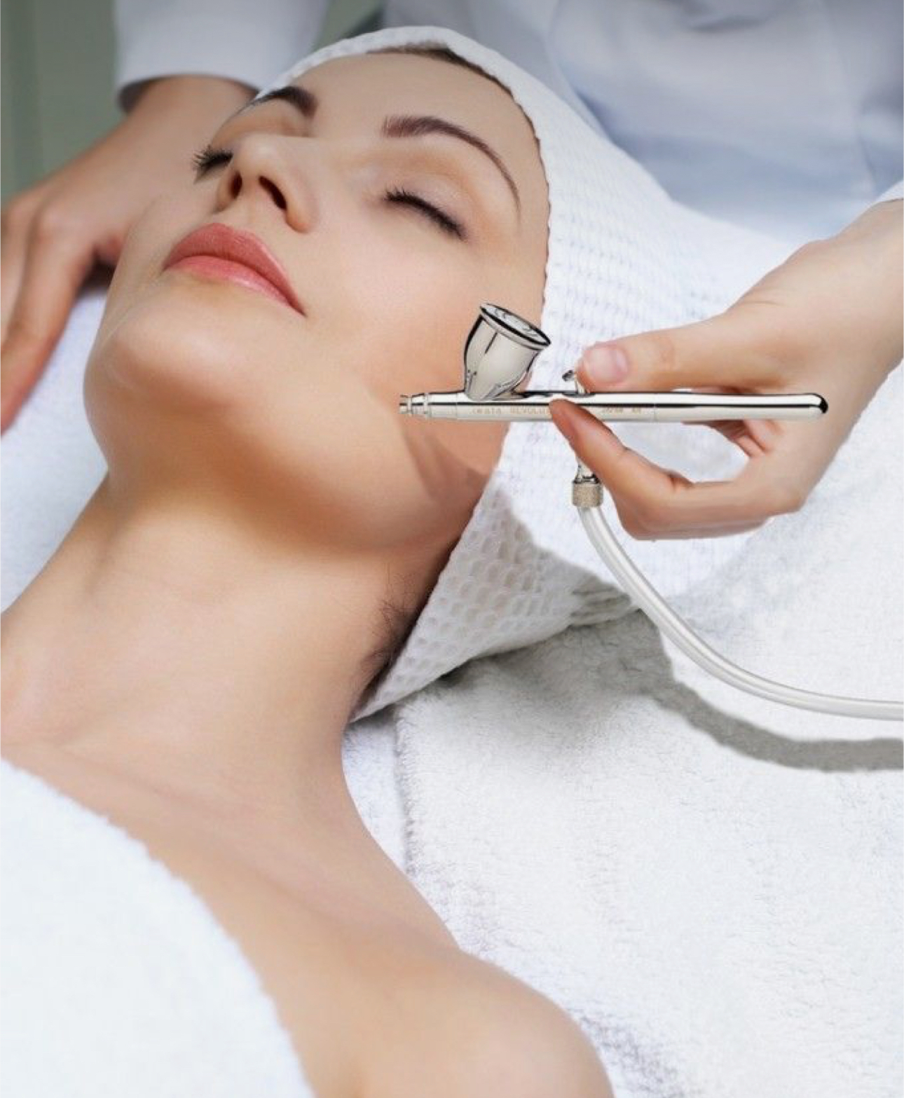 Oxygen infusion facial